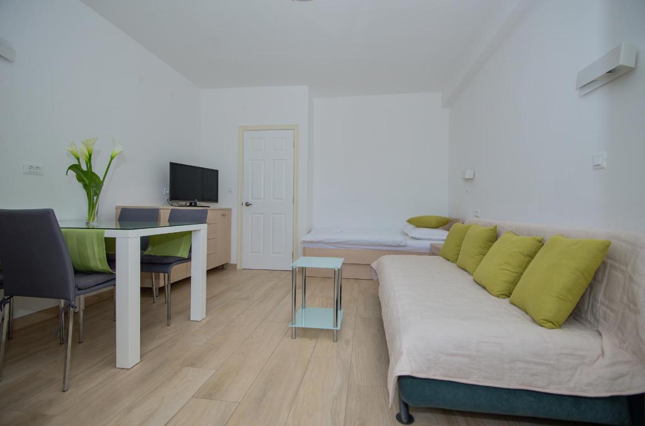 Apartments Beach Makarska Exterior foto