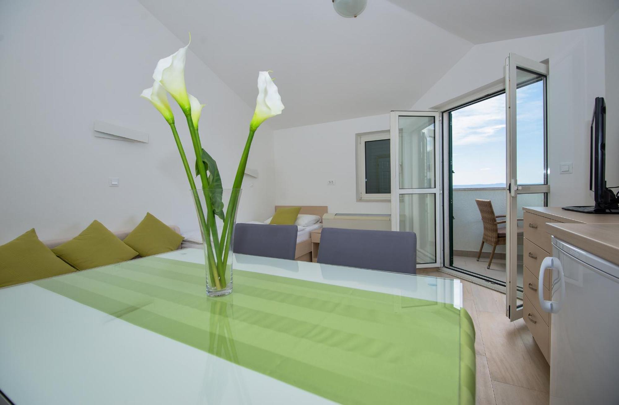 Apartments Beach Makarska Exterior foto